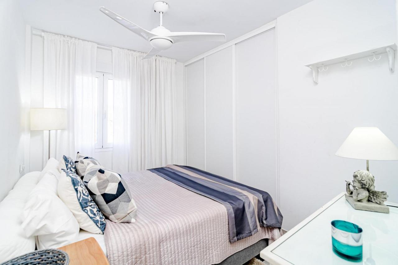 Cp - Modern Beachside Apartment In Естепона Екстер'єр фото